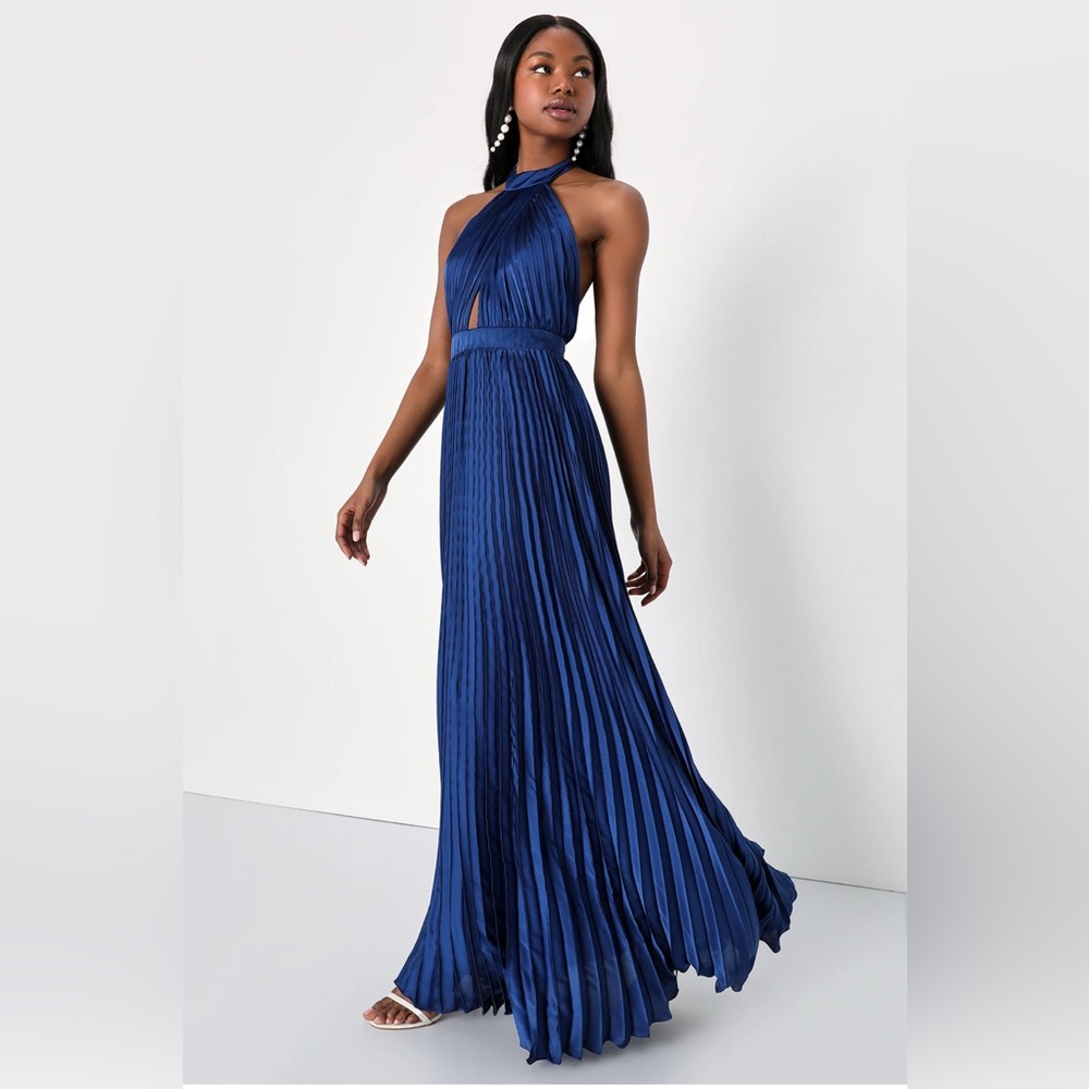 Beautiful blue open back dress - L